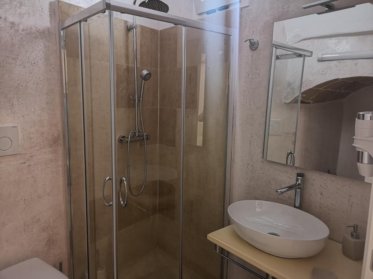 B & B San Giovanni 9 กัลลีโปลี ภายนอก รูปภาพ