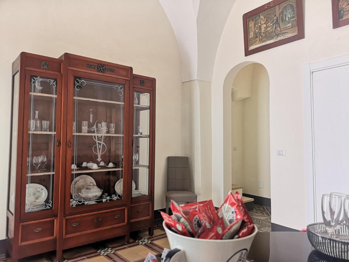 B & B San Giovanni 9 กัลลีโปลี ภายนอก รูปภาพ