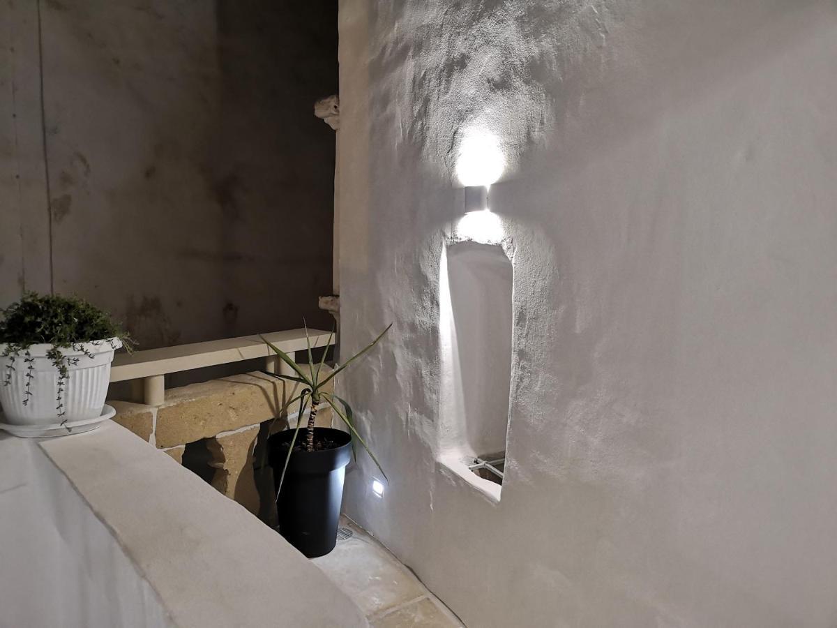 B & B San Giovanni 9 กัลลีโปลี ภายนอก รูปภาพ