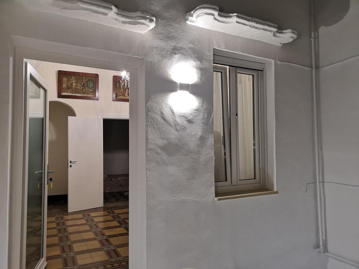 B & B San Giovanni 9 กัลลีโปลี ภายนอก รูปภาพ